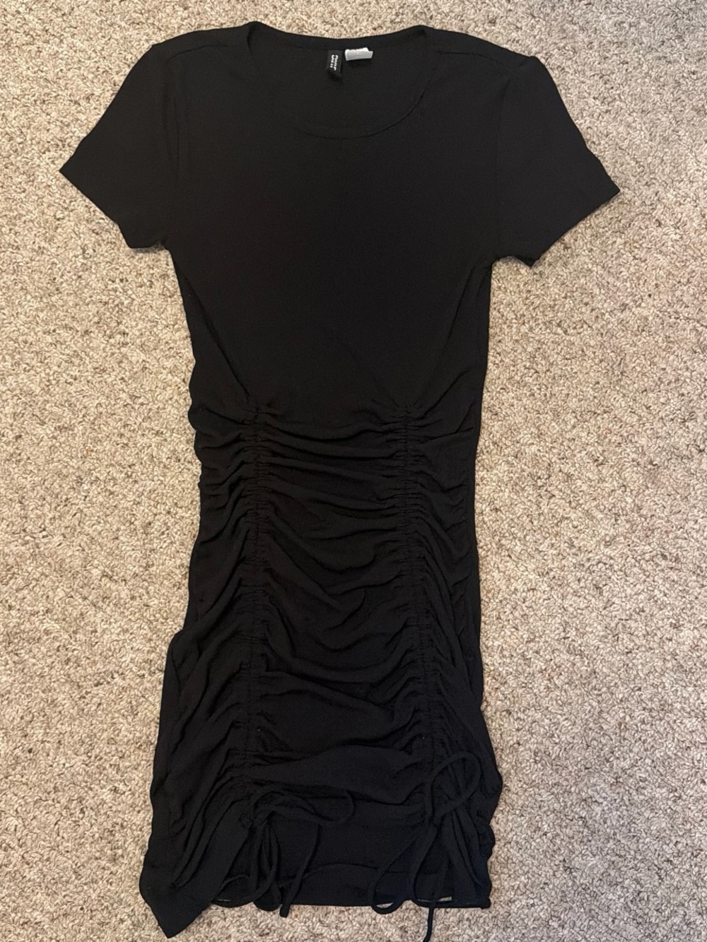 H&M Black Ribbed Crewneck Top